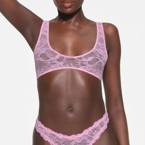 SKIMS stretch lace set